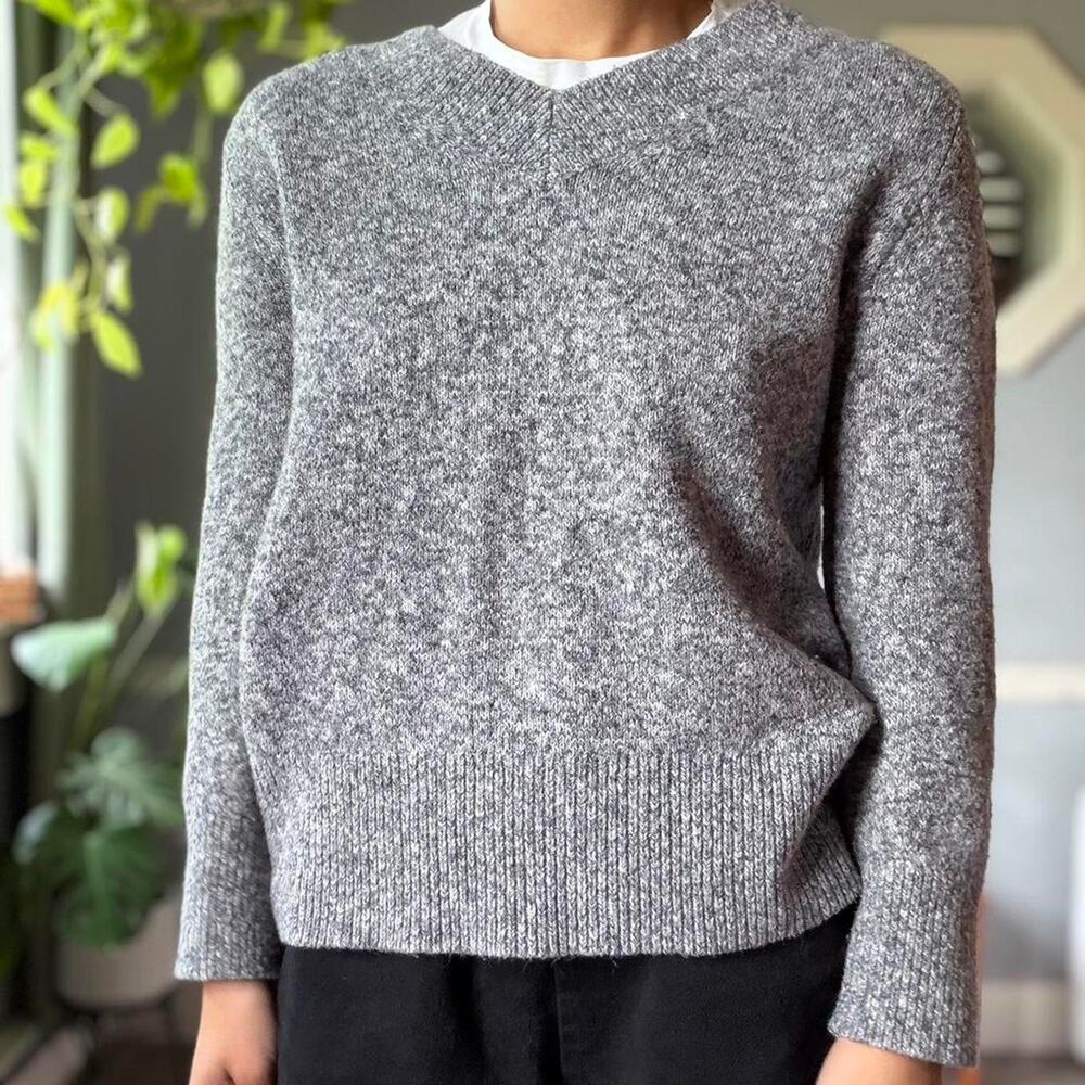 Marled grey oversized sweater (XS)